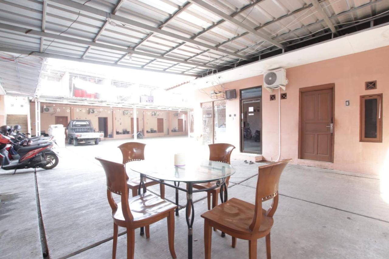 Oyo 91490 Hotel Rumah Kita Cirebon Esterno foto