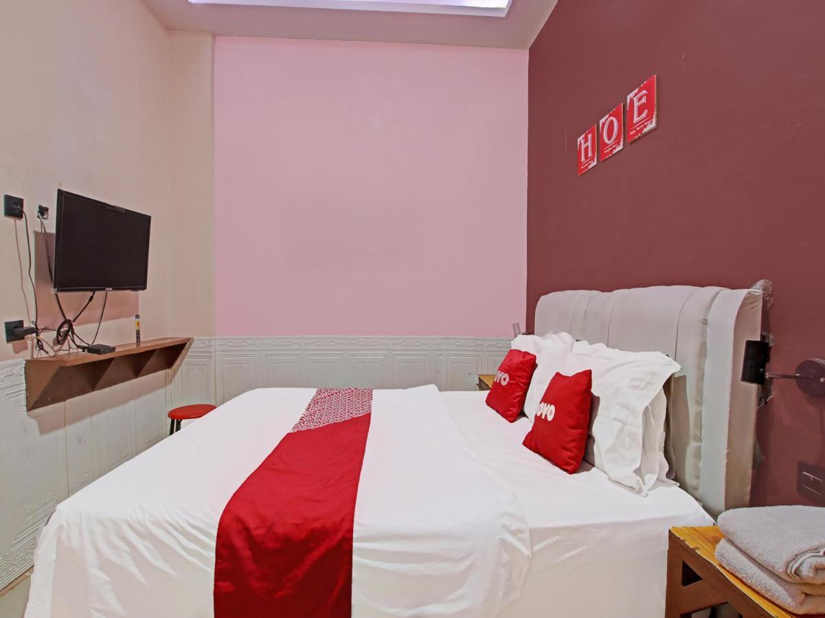 Oyo 91490 Hotel Rumah Kita Cirebon Esterno foto