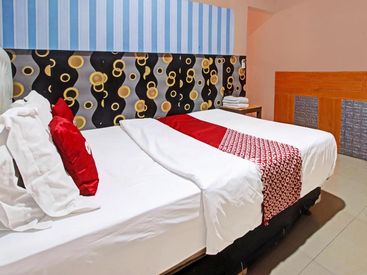 Oyo 91490 Hotel Rumah Kita Cirebon Esterno foto