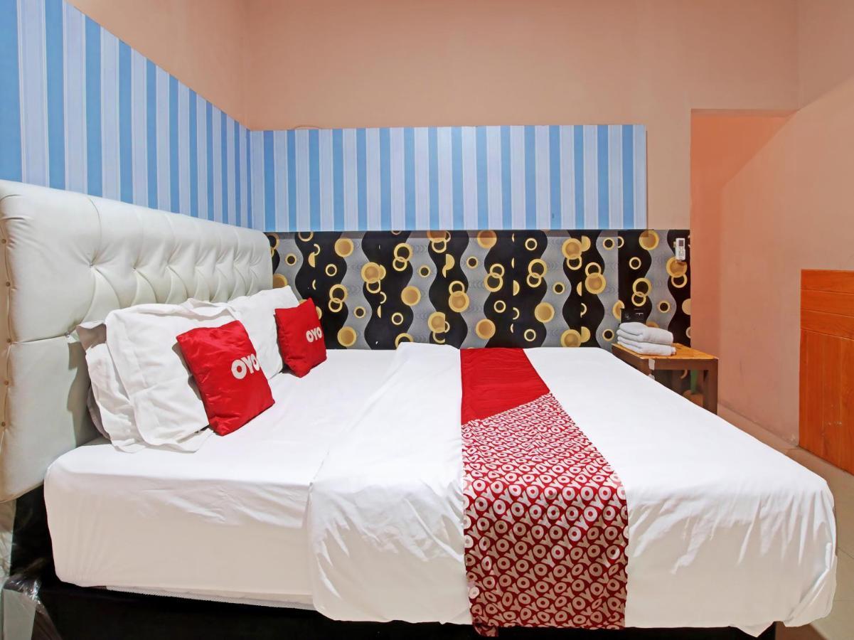 Oyo 91490 Hotel Rumah Kita Cirebon Esterno foto