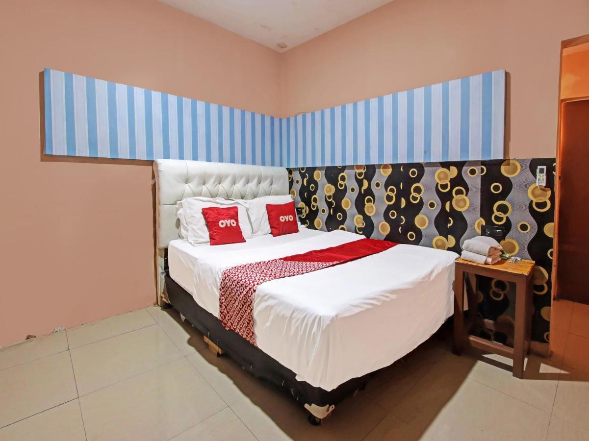 Oyo 91490 Hotel Rumah Kita Cirebon Esterno foto